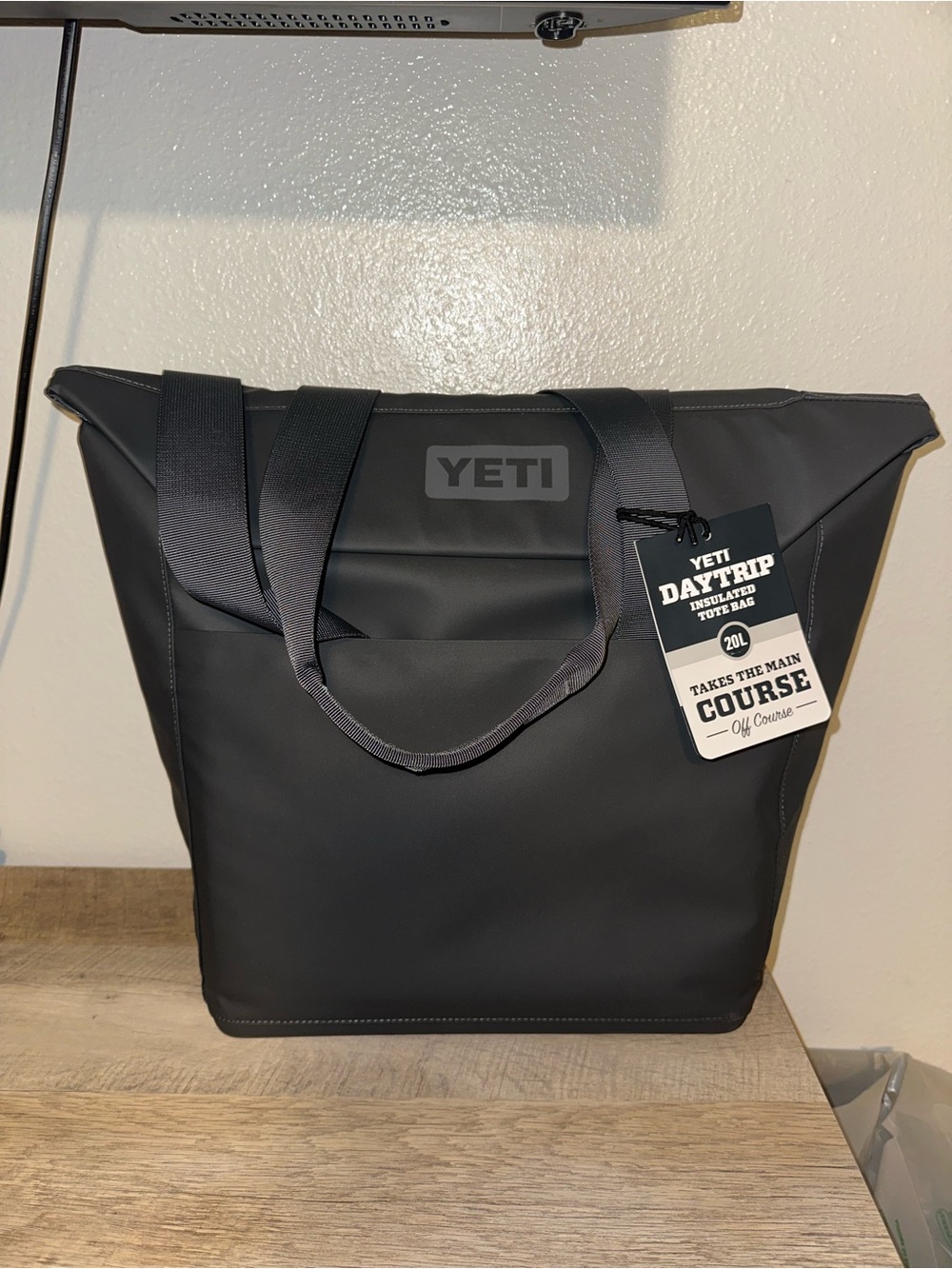 YETI Daytrip Insulated Tote Bag - Charcoal